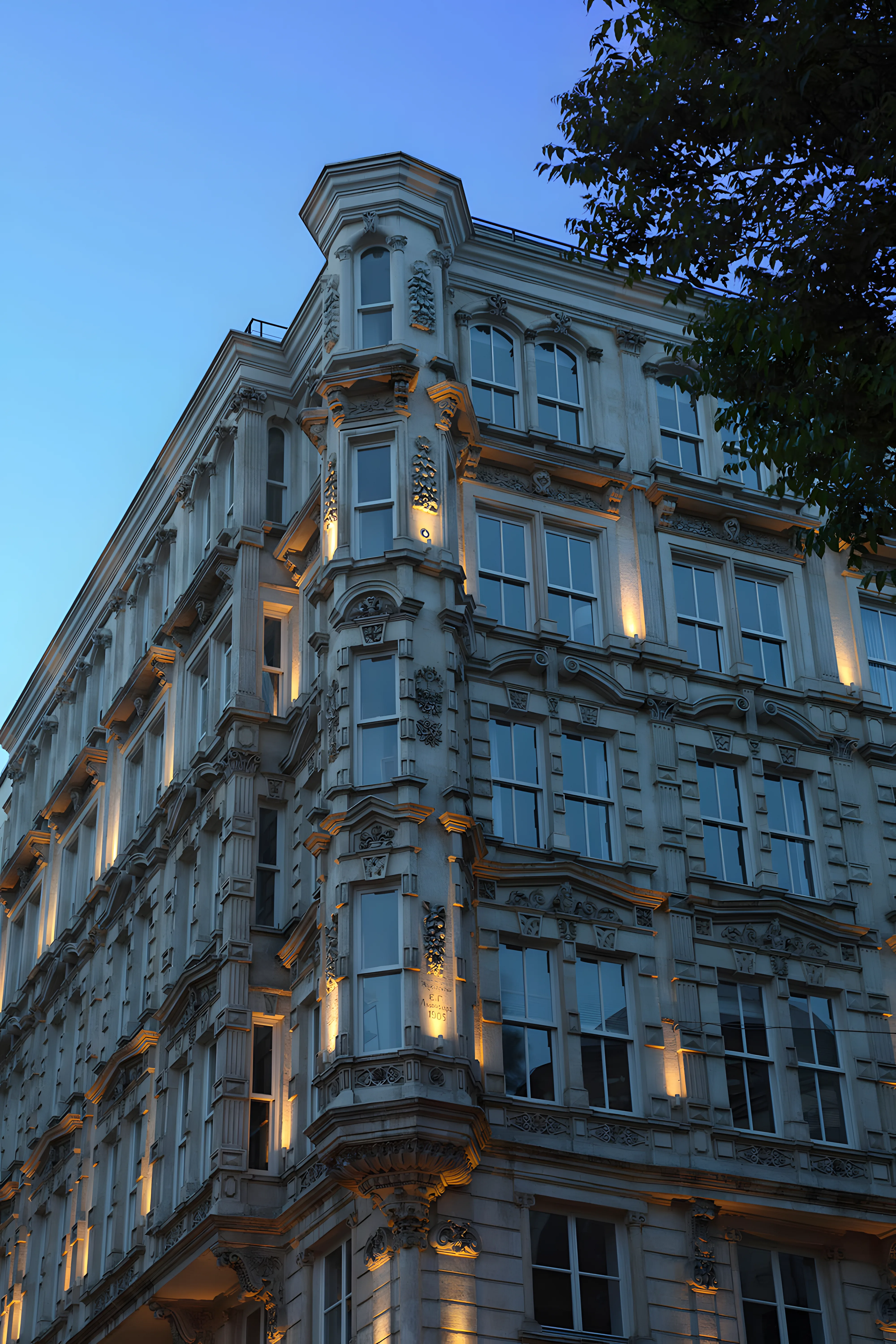 Yazıdcızade Residence