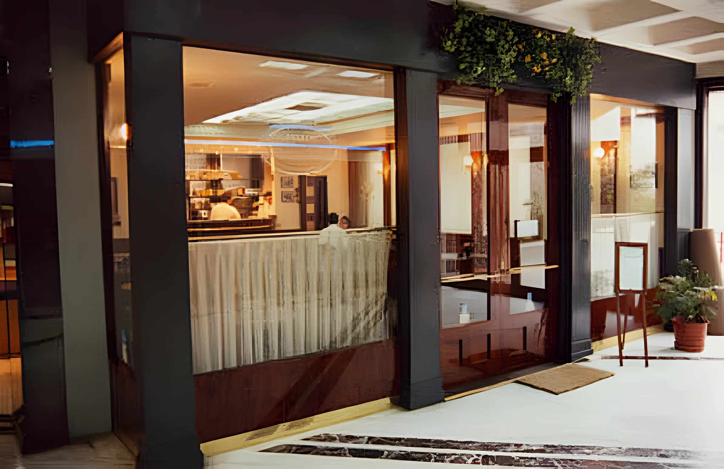Cafe Mozart